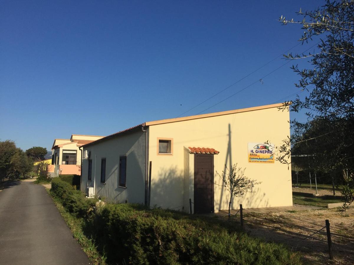 Ginepro Family Apartman Valledoria Kültér fotó