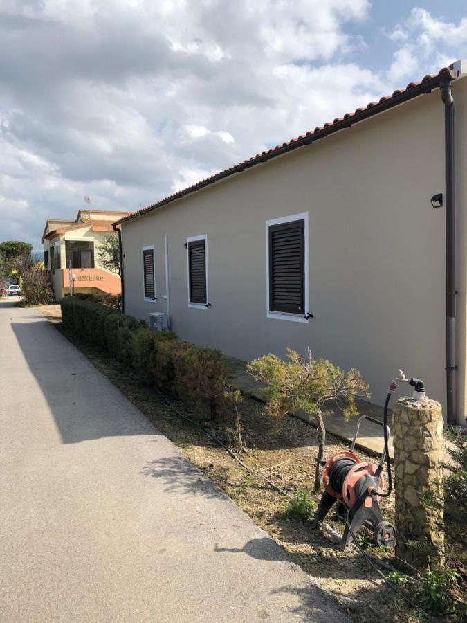 Ginepro Family Apartman Valledoria Kültér fotó