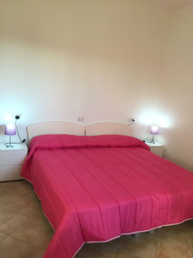 Ginepro Family Apartman Valledoria Kültér fotó